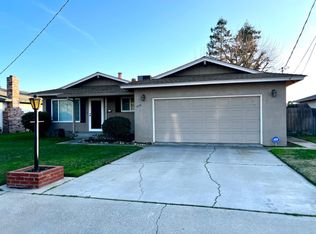 5100 E Zeering Rd, Denair, CA 95316