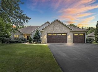 5093 Shepherds Glen Rd, Kalamazoo, MI 49009