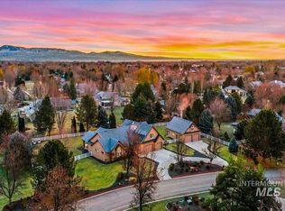 570 N Cove Colony Way, Eagle, ID 83616