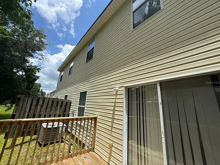 2127 Tom St #2127 — Photo 9