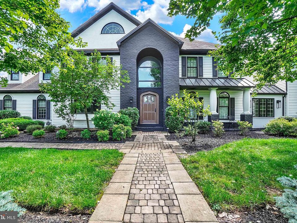 1st image of 55 Green Springs Rd
