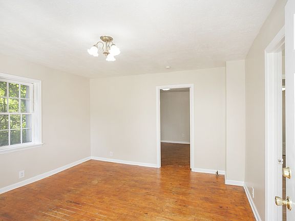 5th image of 117 Jordan Ave