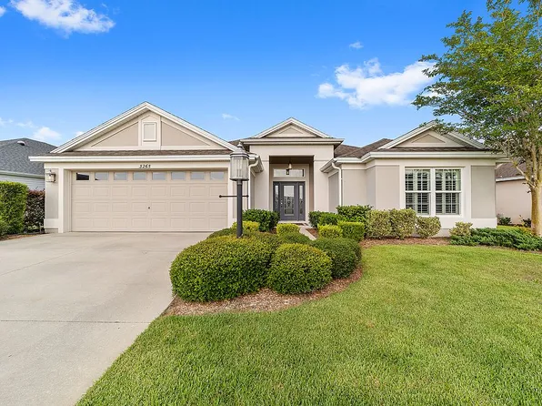 3265 Sennett Cir, Oxford, FL 34484