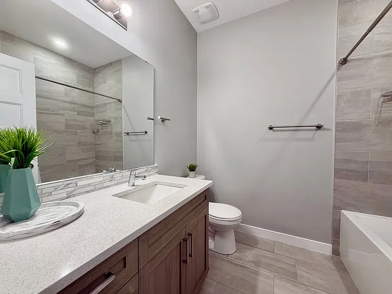 92 Chateauguay St — Photo 10