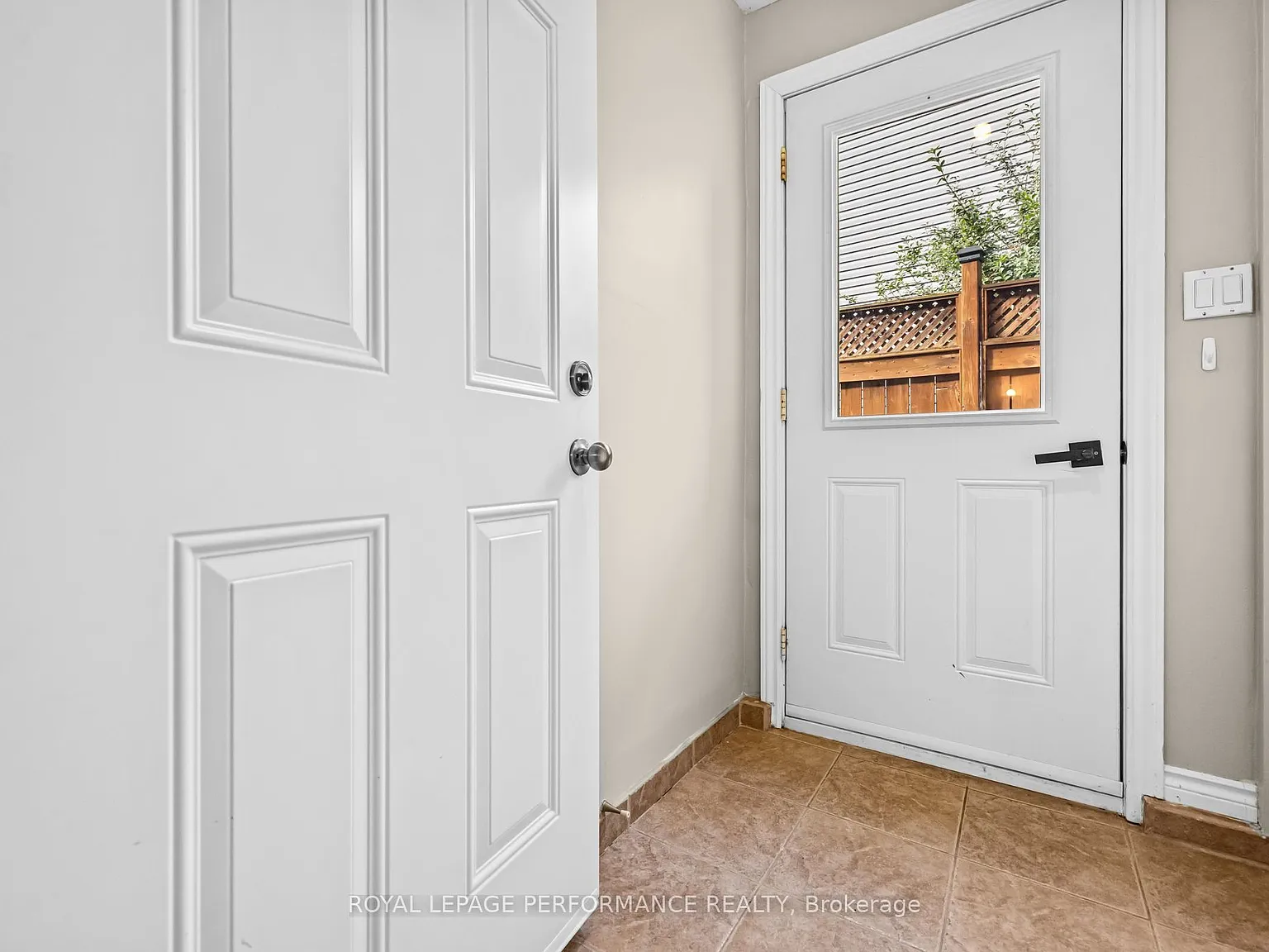 2 bed, $1,800 — Photo 3