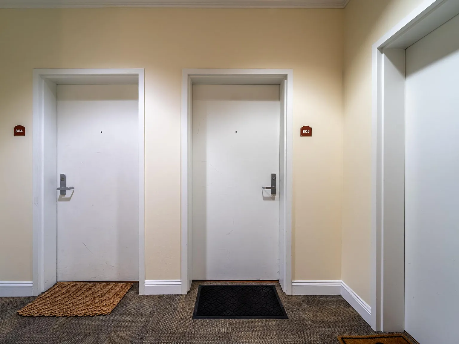 2 bed, 1199 sqft, $2,500 — Photo 2