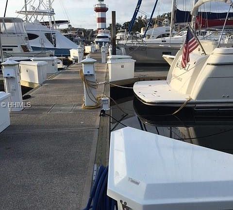 3rd image of 39 Slip Ht Yacht Basin