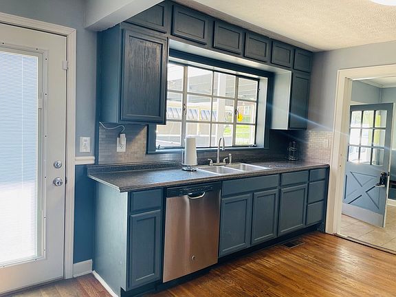 4th image of 36 Boggess Blvd