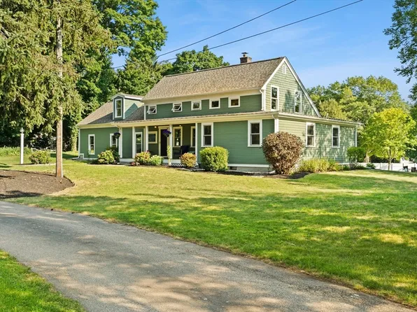 24 Benjamin Dr, Attleboro, MA 02703