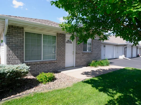 MP-18: 3338-3348 S Robin Meadows Lane, 3338-3348 S Robin Meadows Ln #3338, Eau Claire, WI 54701