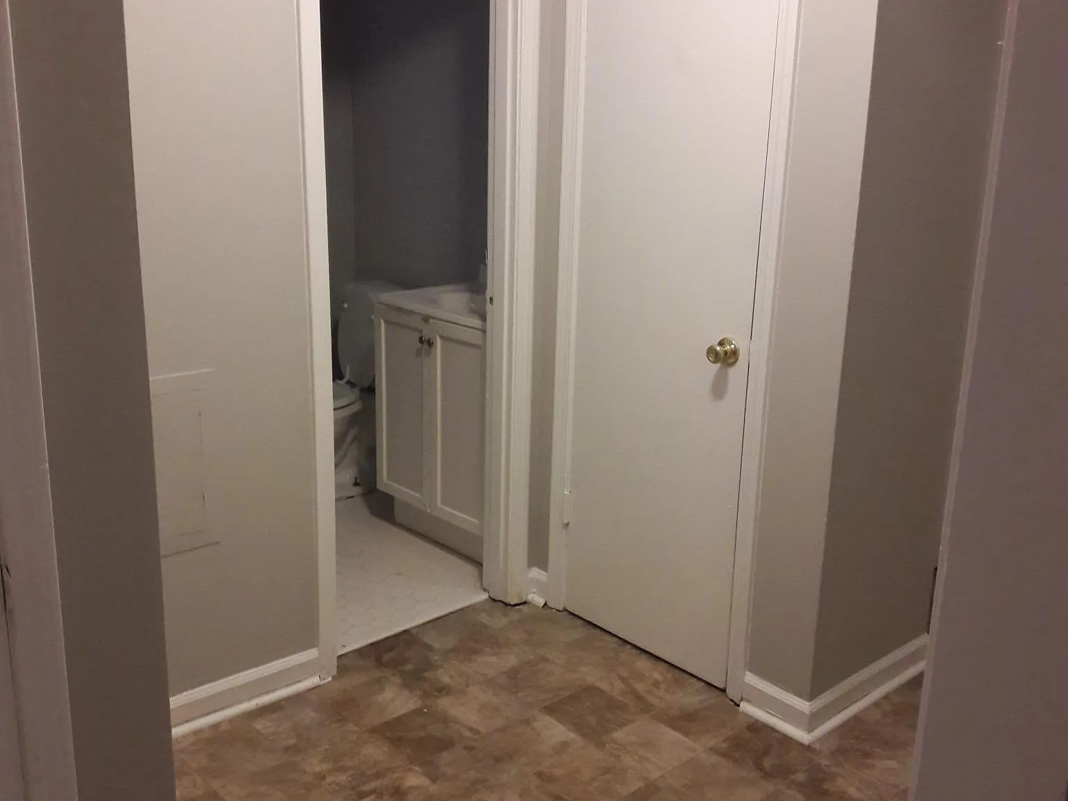 2 bed, 800 sqft, $1,100 — Photo 4