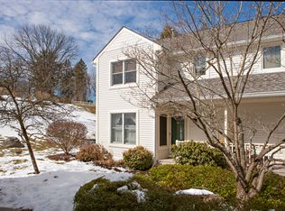 106 Cornwall Meadows Ln, Patterson, NY 12563