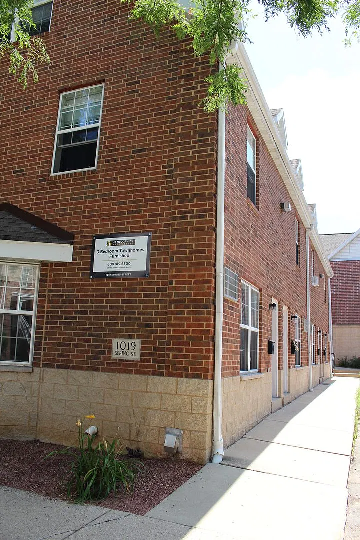1019 Spring St. — Photo 2