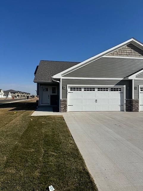 1st image of 4901 Woodland Park Drive