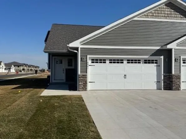 4901 Woodland Park Drive, Eau Claire, WI 54701