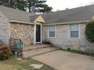 714 E Cypress St, Altus, OK 73521
