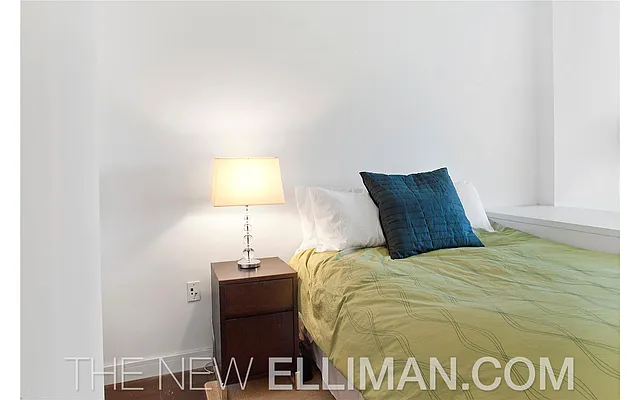 Sold by Douglas Elliman | media 17