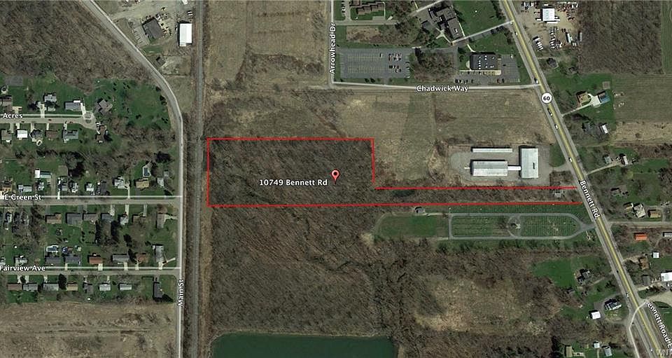 2nd image of 10749 Bennett Rd