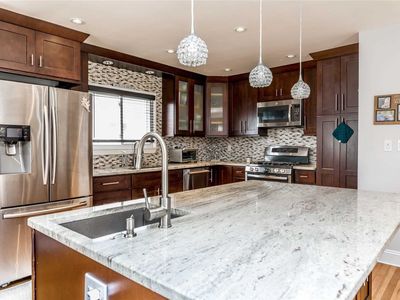 142 Harris Dr, Oceanside, NY, 11572