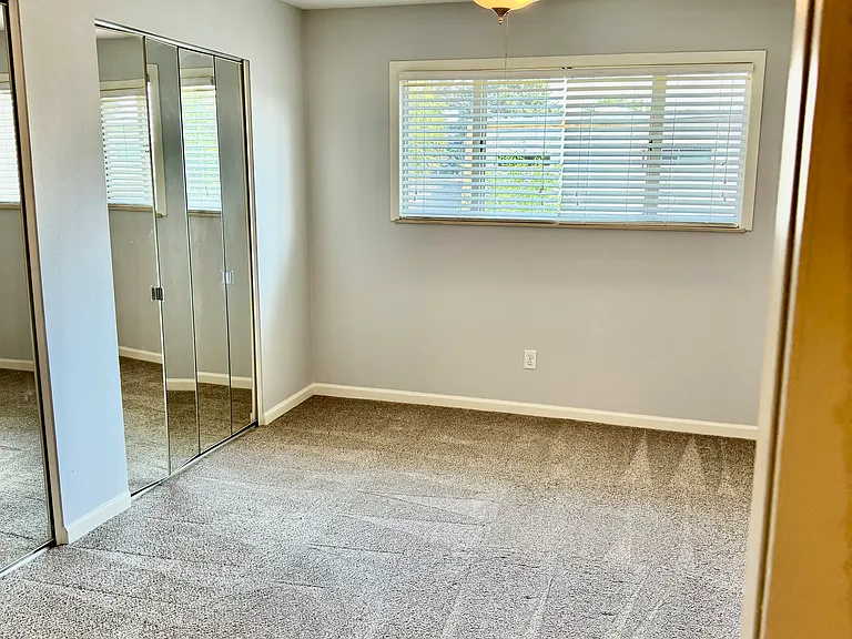 41 Apollo Ln — Photo 15