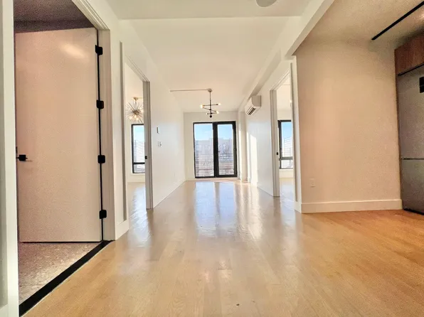 2807 Snyder Avenue image 1 of 28