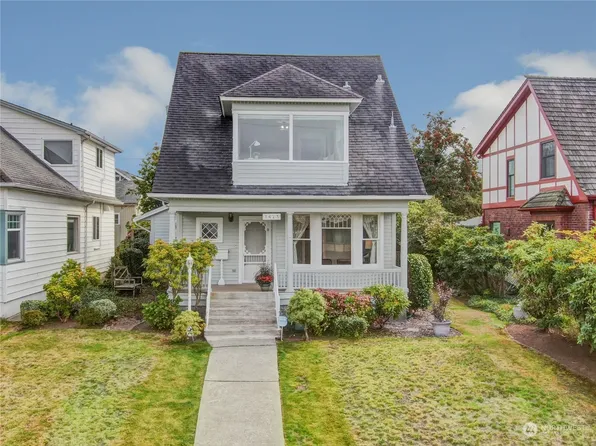 1425 Grand Avenue, Everett, WA 98201