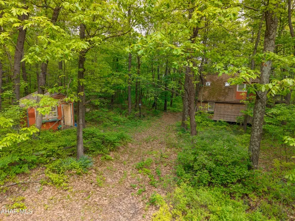 358 Cabin Ridge Ln, Clearville, PA 15535