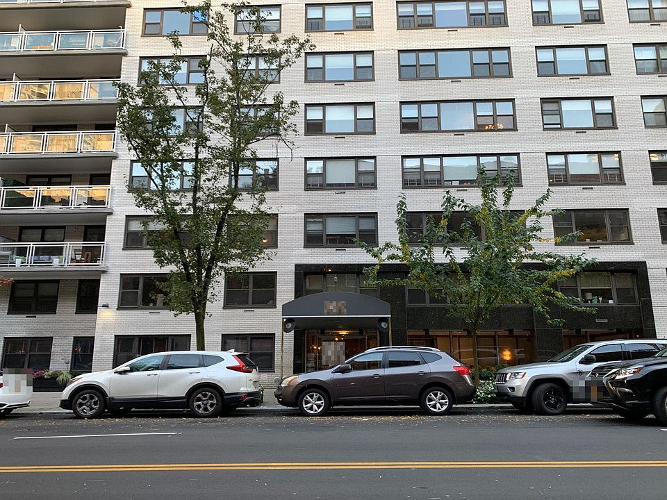 1st image of 420 E 72nd St