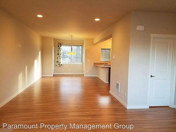 3rd image of 11505 Bristol Pl