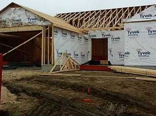 1912 Huntsboro Ln SW, Cedar Rapids, IA 52404