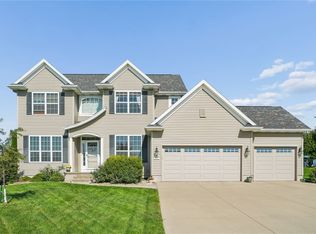 2395 Newcastle Rd, Marion, IA 52302