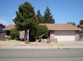219 Oberlin Dr, Galt, CA 95632
