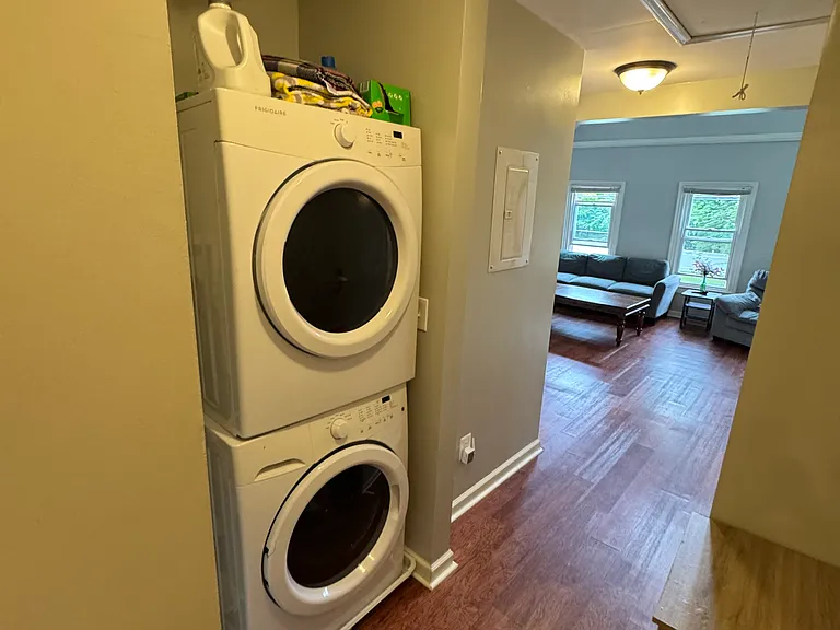 60 Conklin Ave #2 — Photo 15