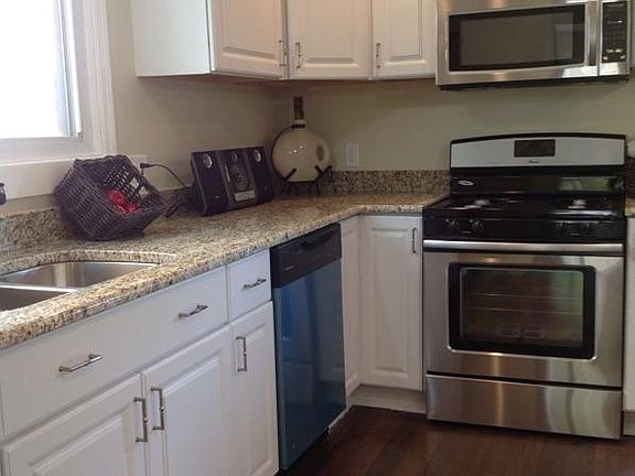 3rd image of 146 Park Pl #148
