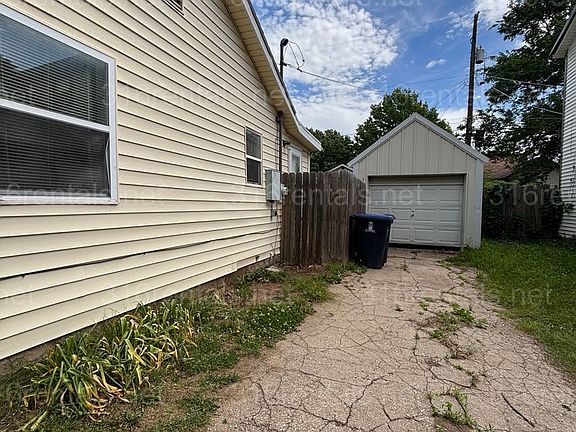 4th image of 610 Houser Dr