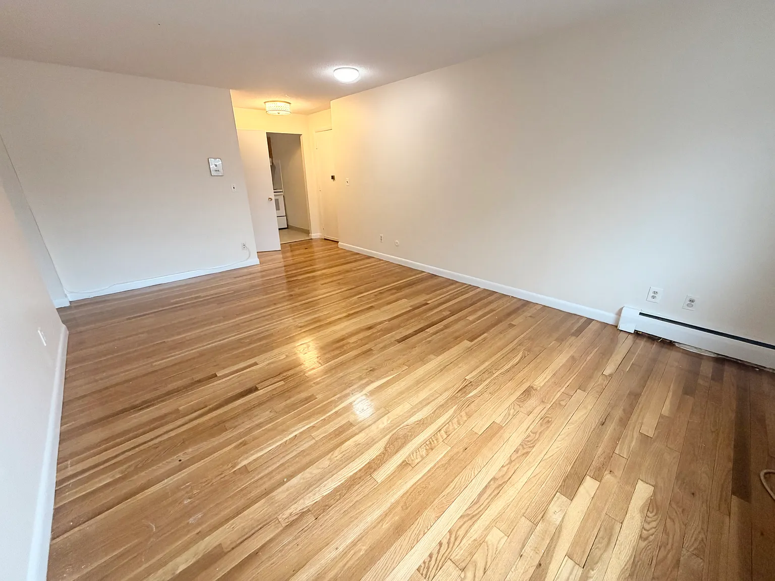 2 bed, $2,800 — Photo 2