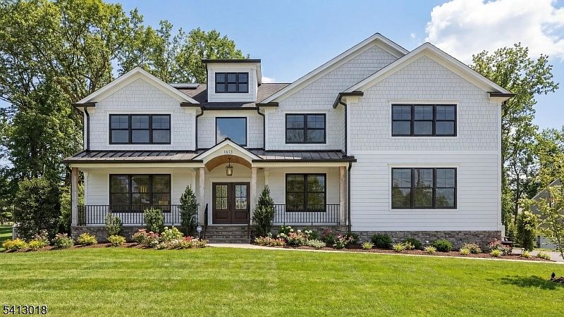 1st image of 1613 Rising Way