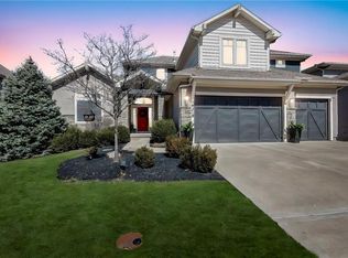 9518 W 164th Ct, Overland Park, KS 66085