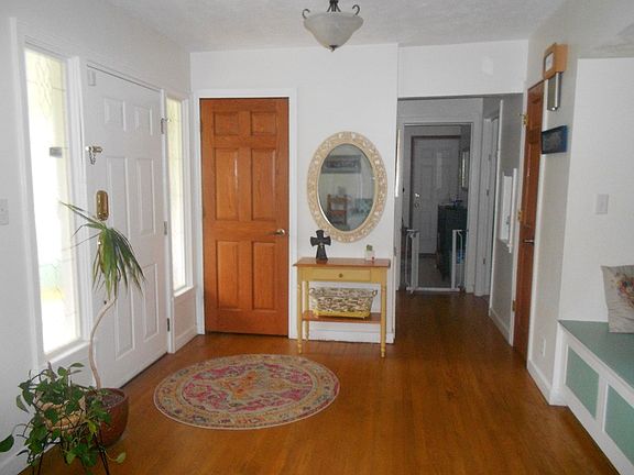 4th image of 1315 Robinwood Dr