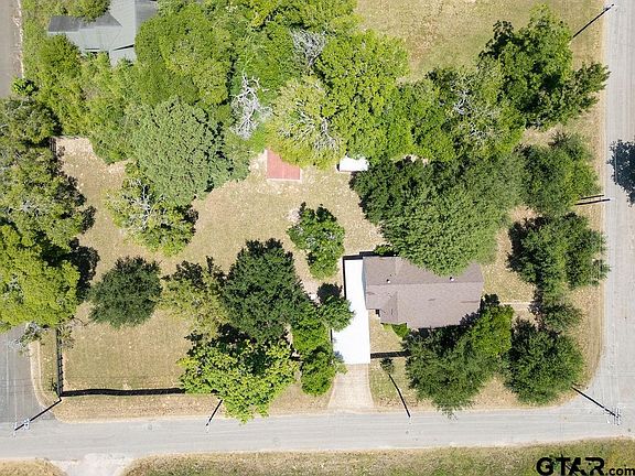 5th image of 211 S Olive St