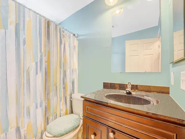 69-44 Burchell Avenue image 4 of 13