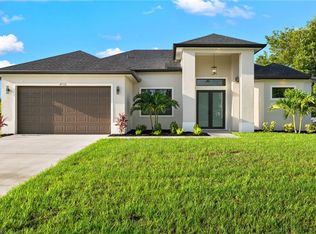 4715 6th St W, Lehigh Acres, FL 33971