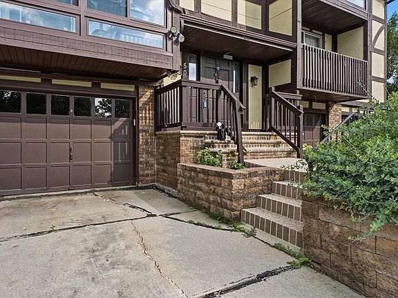 3rd image of 502 Front St #3