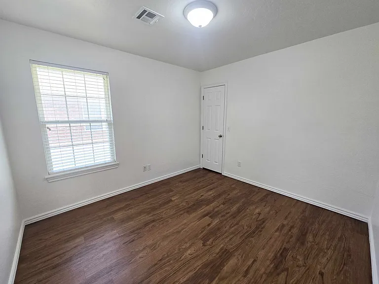16001 Korie Dr — Photo 19
