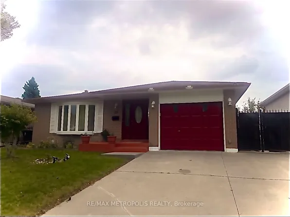 29 Charles Tupper Dr, Toronto, ON M1C 2A8