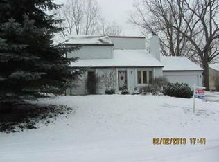 2765 Grovenburg Rd, Lansing, MI 48911