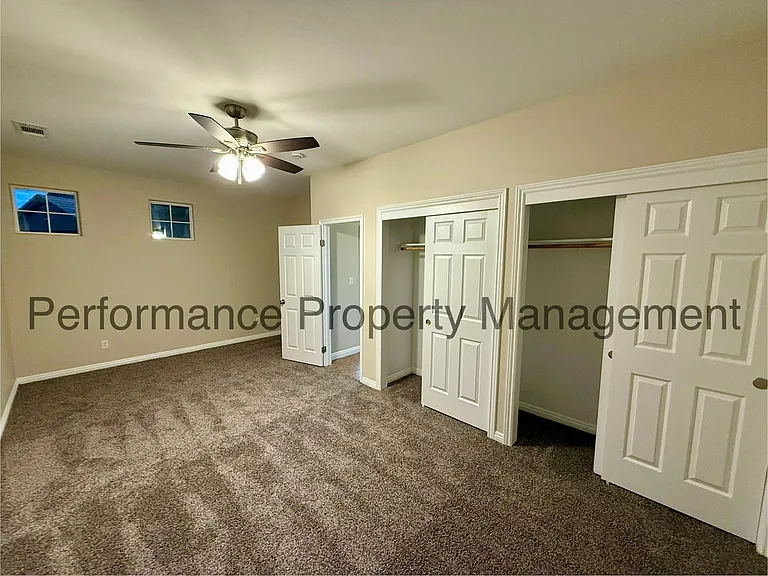 5204 Gossimer Dr — Photo 12