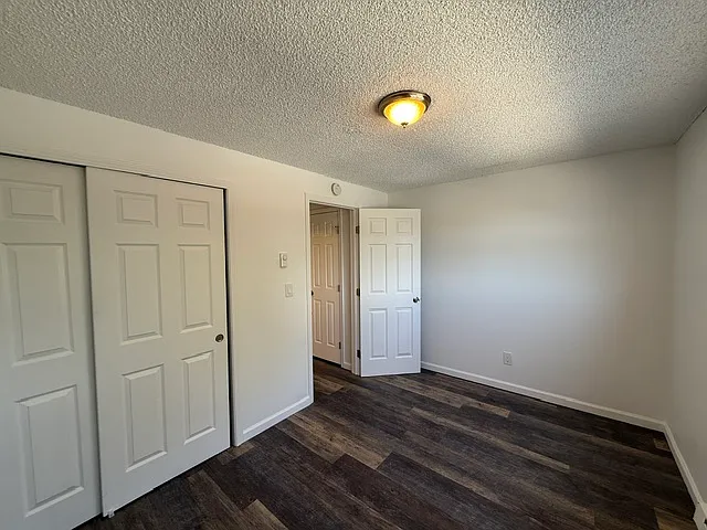 1840 N Stewart St — Photo 5