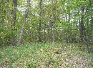 3 Dogwood Ln, Beacon, NY 12508