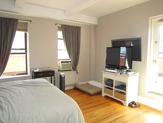 Rented by City Connections Realty